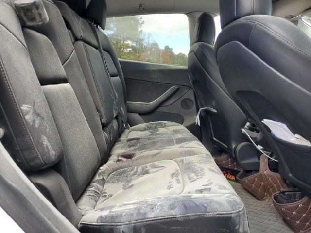 Photo 10 from auction – 2022 TESLA MODEL Y with VIN 7SAYGDEE2NF372414