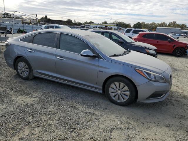 Photo 4 from auction – 2016 HYUNDAI SONATA HYB with VIN KMHE24L15GA028906
