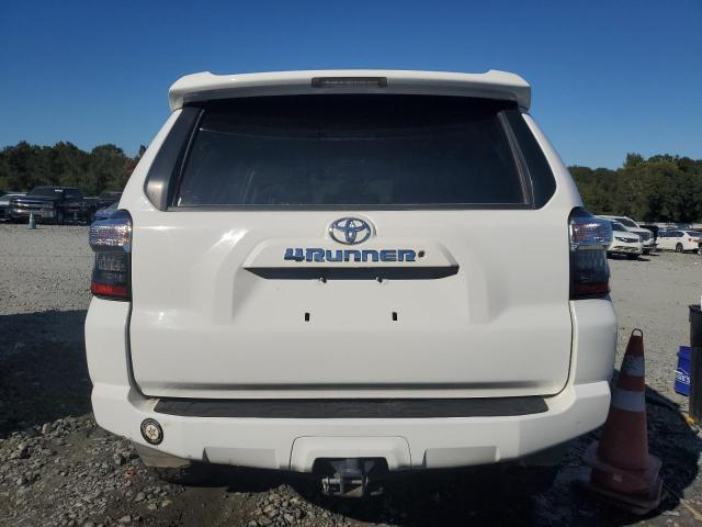 Photo 6 from auction – 2018 TOYOTA 4RUNNER SR with VIN JTEBU5JR8J5568066
