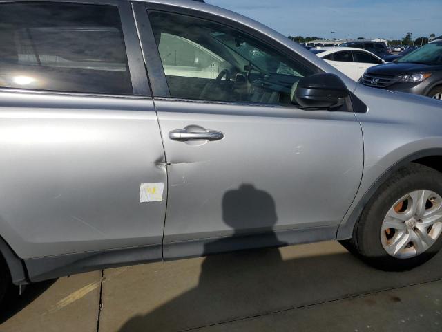 Photo 13 from auction – 2013 TOYOTA RAV4 LE with VIN JTMZFREV9D5009366