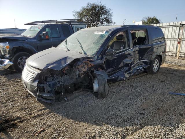 CHRYSLER TOWN & COU 2013 with VIN 2C4RC1BG8DR656568 - Photo from auction