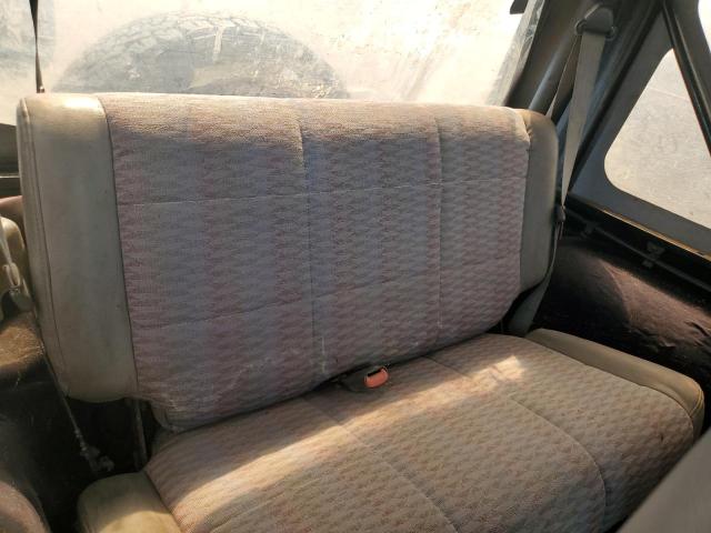 Photo 10 from auction – 1998 JEEP WRANGLER / with VIN 1J4FY29P2WP757992