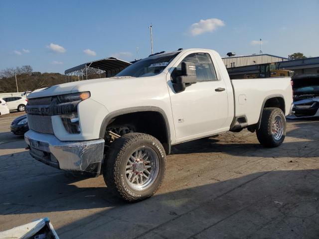 CHEVROLET SILVERADO 2020 with VIN 1GC0WLE76LF218211 - Photo from auction