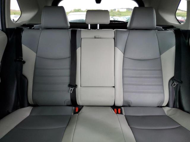 Photo 10 from auction – 2021 TOYOTA RAV4 XLE P with VIN JTMB6RFVXMD040387