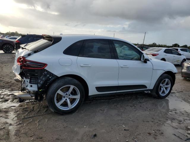 Photo 3 from auction – 2018 PORSCHE MACAN with VIN WP1AA2A51JLB03319
