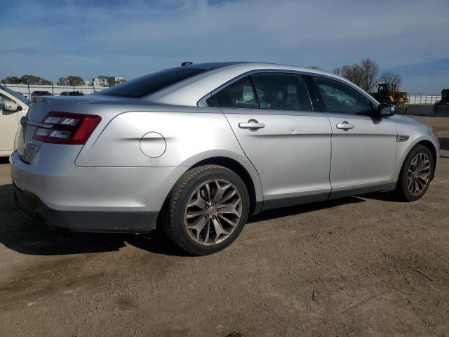 Photo 3 from auction – 2017 FORD TAURUS LIM with VIN 1FAHP2F88HG114943