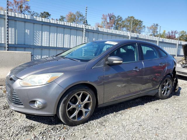 FORD FOCUS SE 2013 con VIN 1FADP3F28DL271888 - Foto de la subasta