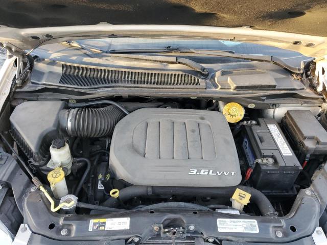 Photo 12 from auction – 2016 CHRYSLER TOWN & COU with VIN 2C4RC1BG2GR110854