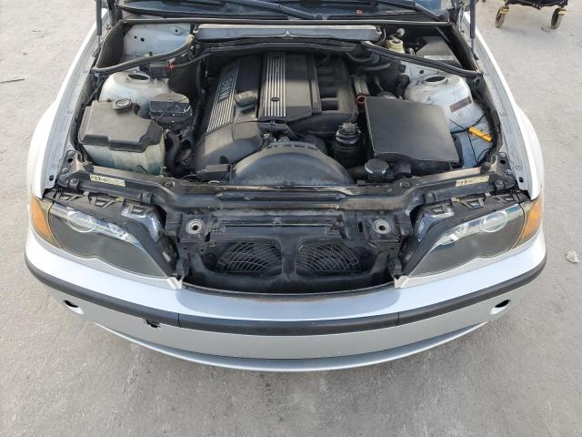 Photo 11 from auction – 2003 BMW 325 I with VIN WBAET37433NJ27207