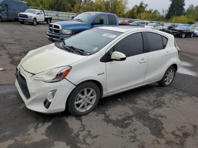 TOYOTA PRIUS C 2015 with VIN JTDKDTB38F1102526 - Photo from auction