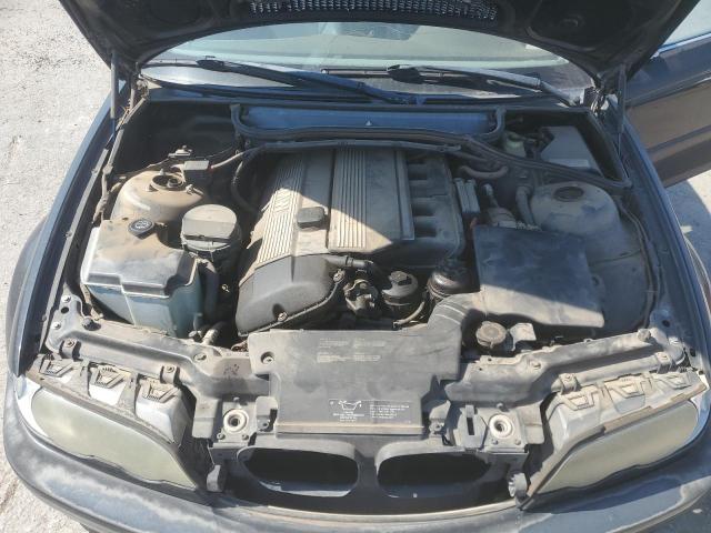 Photo 11 from auction – 2002 BMW 325 CI with VIN WBABN33462JW52268