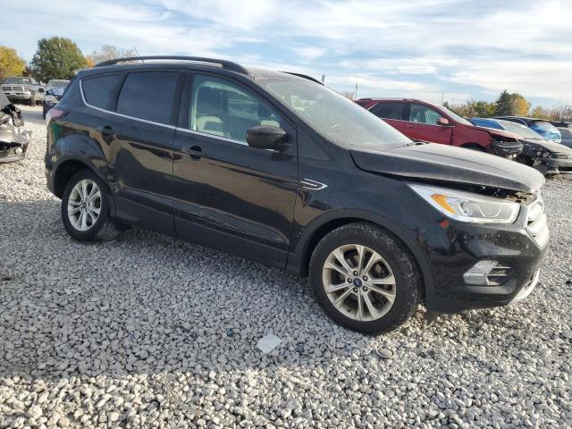 Photo 4 from auction – 2017 FORD ESCAPE SE with VIN 1FMCU0GD0HUE53061