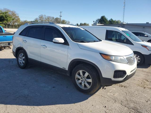 Photo 4 from auction – 2013 KIA SORENTO with VIN 5XYKTDA26DG336775