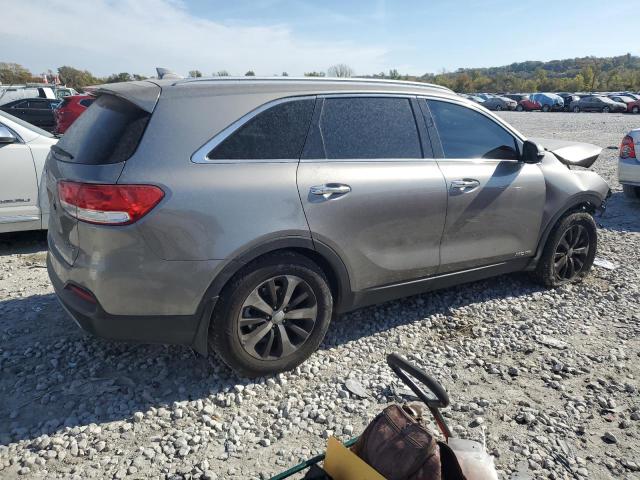 Photo 3 from auction – 2017 KIA SORENTO EX with VIN 5XYPHDA56HG296964