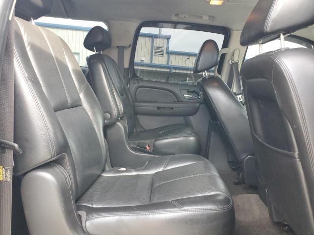Photo 11 from auction – 2007 CHEVROLET SUBURBAN C with VIN 1GNFC16097J232512