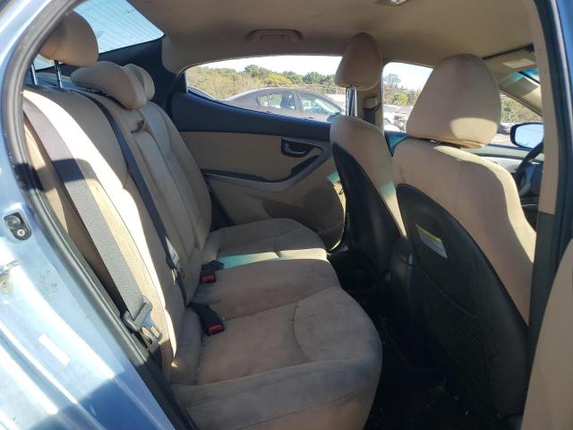 Photo 10 from auction – 2013 HYUNDAI ELANTRA GL with VIN KMHDH4AE3DU772000