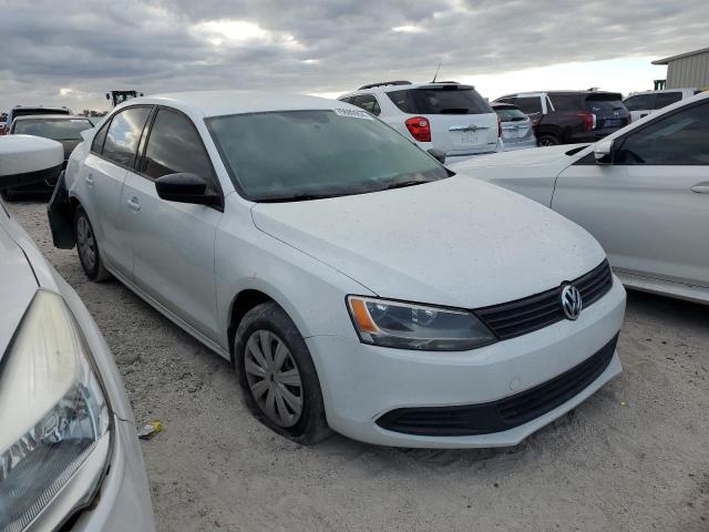 Photo 4 from auction – 2014 VOLKSWAGEN JETTA BASE with VIN 3VW2K7AJ1EM399201