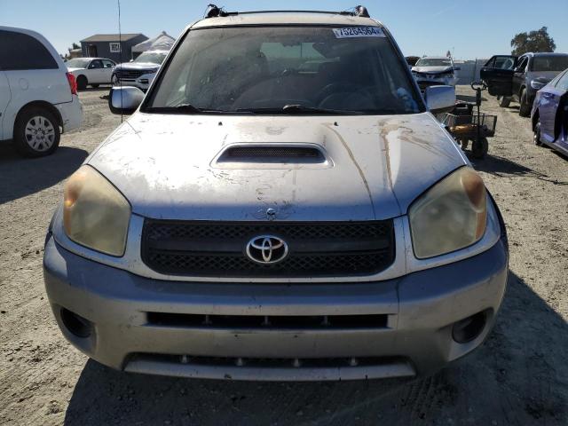 Photo 5 from auction – 2004 TOYOTA RAV4 with VIN JTEHD20V940023809