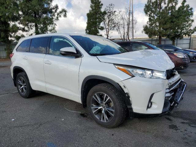 Photo 4 from auction – 2018 TOYOTA HIGHLANDER with VIN 5TDBZRFH3JS489654
