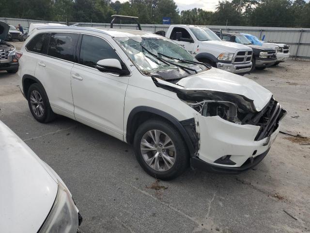Photo 4 from auction – 2015 TOYOTA HIGHLANDER with VIN 5TDKKRFHXFS109625