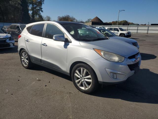 Photo 4 from auction – 2011 HYUNDAI TUCSON GLS with VIN KM8JUCAC1BU139001