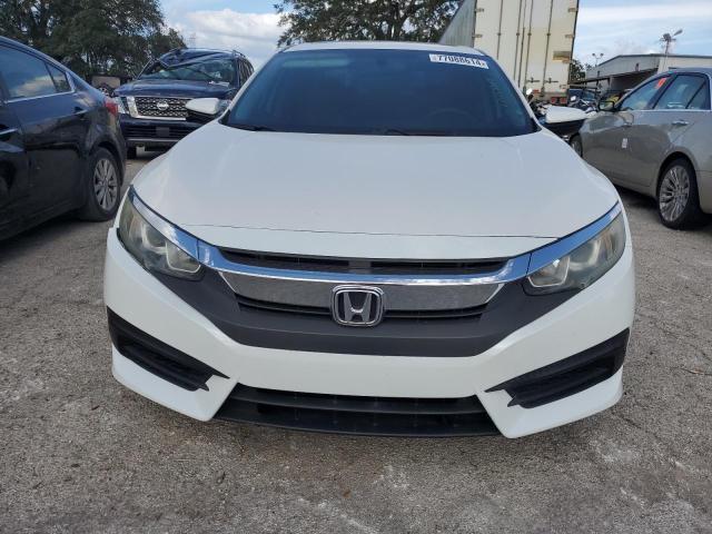 Photo 5 from auction – 2018 HONDA CIVIC EX with VIN 19XFC2F75JE002174