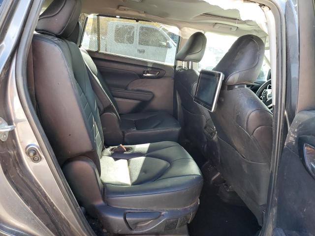 Photo 11 from auction – 2024 TOYOTA HIGHLANDER with VIN 5TDKDRBH0RS528684