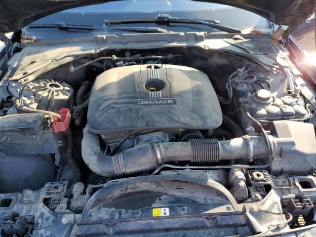 Photo 11 from auction – 2017 JAGUAR XE with VIN SAJAR4BG2HA964909
