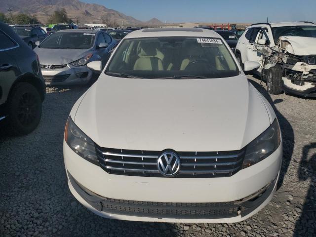 Photo 5 from auction – 2012 VOLKSWAGEN PASSAT SE with VIN 1VWBM7A32CC068881