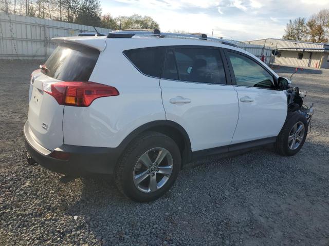 Photo 3 from auction – 2015 TOYOTA RAV4 XLE with VIN JTMRFREV6FD129702