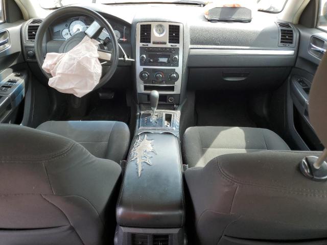 Photo 8 from auction – 2009 CHRYSLER 300 LX with VIN 2C3KA43D39H528320