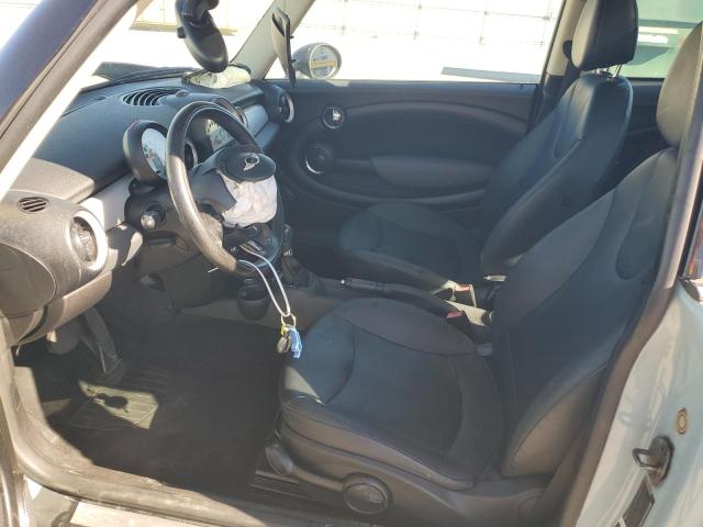 Photo 7 from auction – 2011 MINI COOPER with VIN WMWSU3C52BT253700