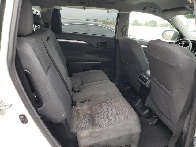 Photo 11 from auction – 2015 TOYOTA HIGHLANDER with VIN 5TDZARFH9FS012594