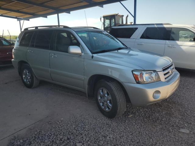 Photo 4 from auction – 2004 TOYOTA HIGHLANDER with VIN JTEDP21A240005802