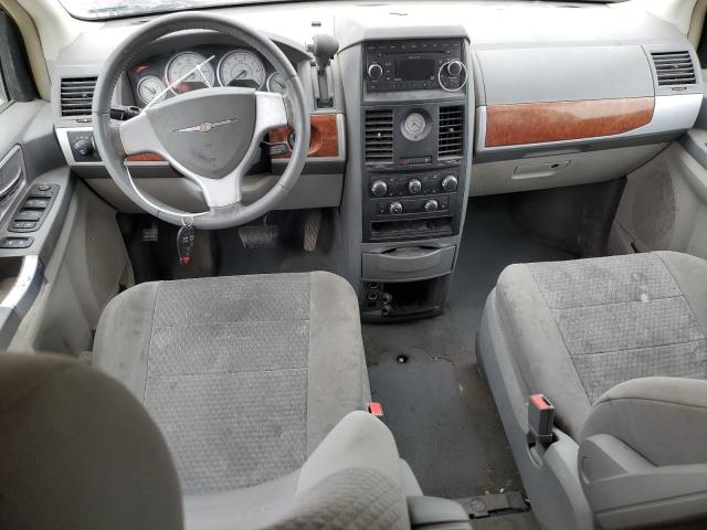 Photo 8 from auction – 2008 CHRYSLER TOWN & COU with VIN 2A8HR54P08R697063