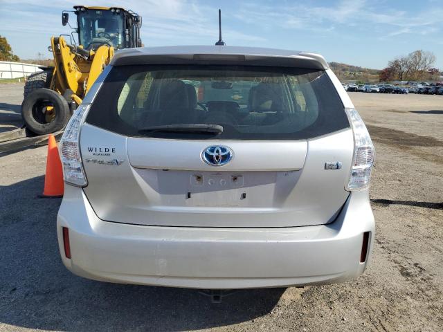 Photo 6 from auction – 2013 TOYOTA PRIUS V with VIN JTDZN3EU3D3207668