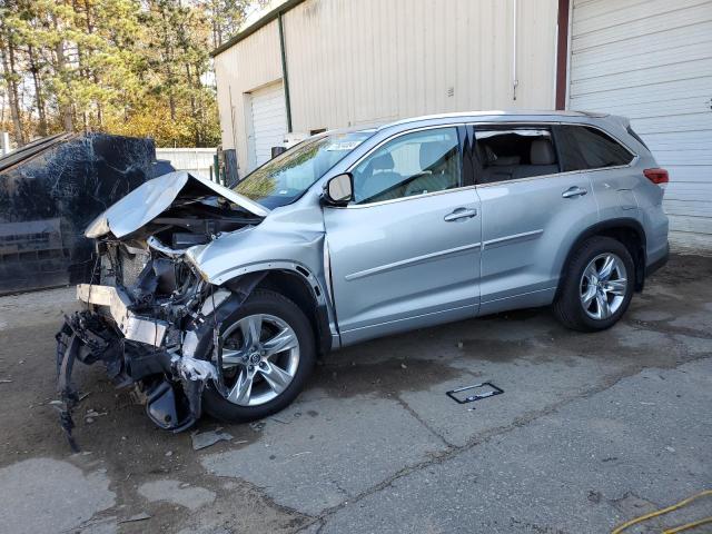 TOYOTA HIGHLANDER 2018 with VIN 5TDDZRFH8JS840549 - Photo from auction