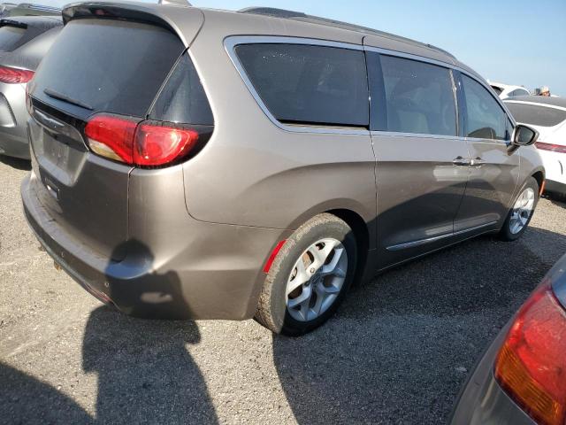 Photo 3 from auction – 2017 CHRYSLER PACIFICA T with VIN 2C4RC1BG7HR609943