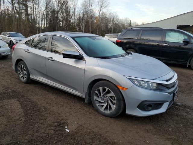 Photo 4 from auction – 2017 HONDA CIVIC EX with VIN 2HGFC2F86HH040215