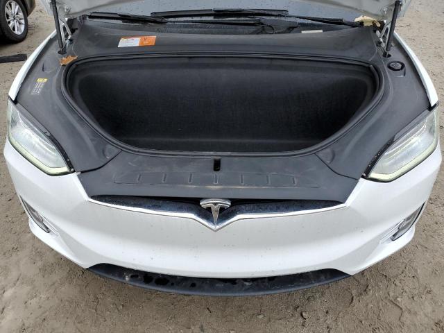 Photo 12 from auction – 2018 TESLA MODEL X with VIN 5YJXCAE28JF125465
