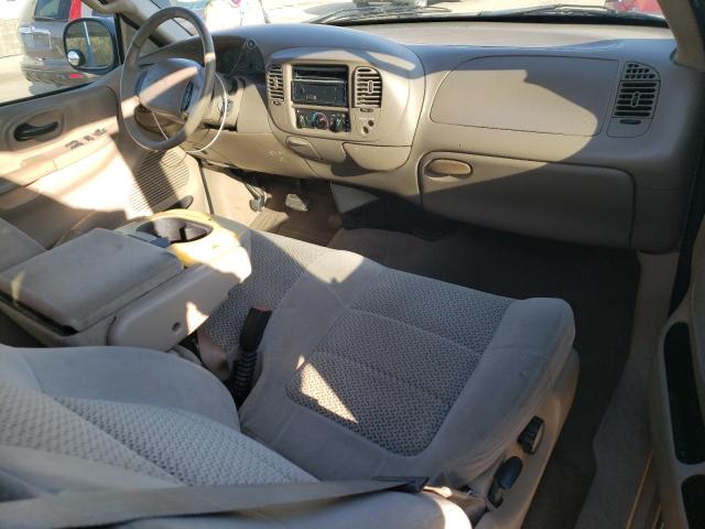 Photo 8 from auction – 2001 FORD F150 with VIN 1FTRX17W61NA72375