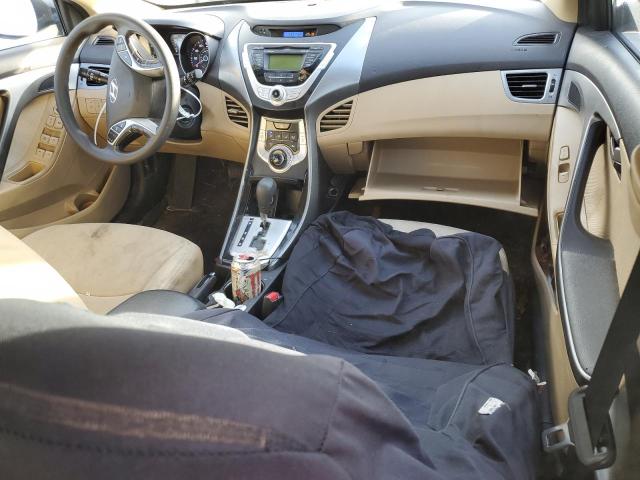 Photo 8 from auction – 2012 HYUNDAI ELANTRA GL with VIN 5NPDH4AE3CH148307
