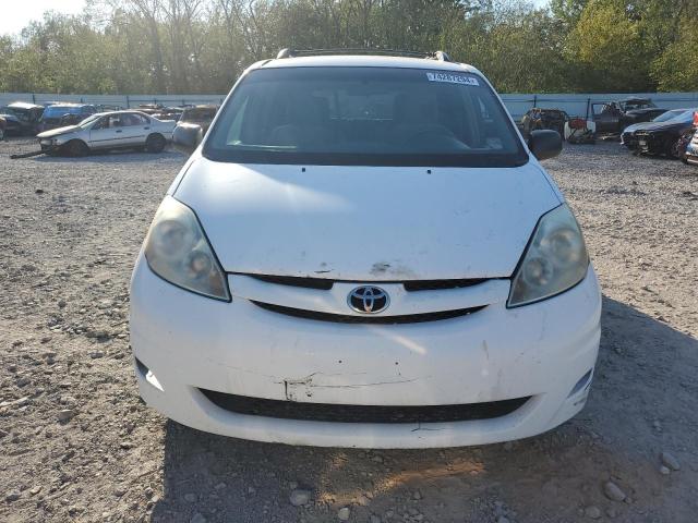 Photo 5 from auction – 2010 TOYOTA SIENNA CE with VIN 5TDKK4CC2AS313338