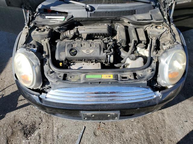 Photo 11 from auction – 2010 MINI COOPER with VIN WMWMF3C53ATZ65621