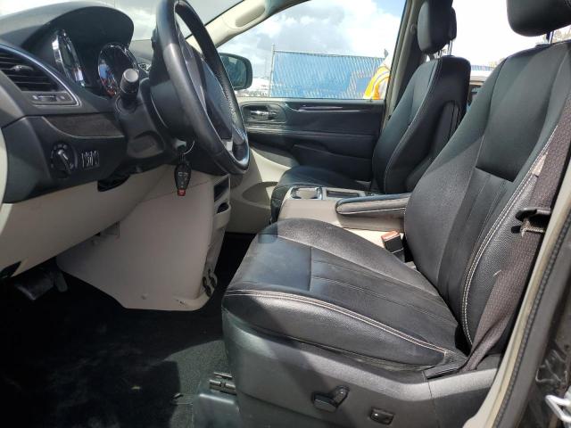 Photo 7 from auction – 2016 CHRYSLER TOWN & COU with VIN 2C4RC1BG9GR293508