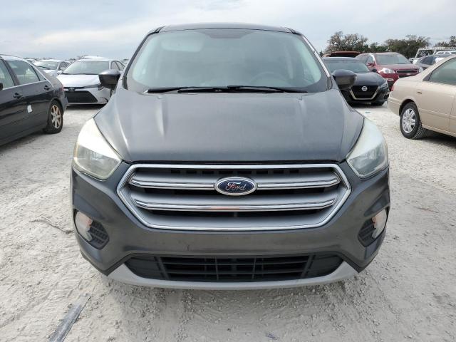 Photo 5 from auction – 2017 FORD ESCAPE SE with VIN 1FMCU0GD8HUD43570