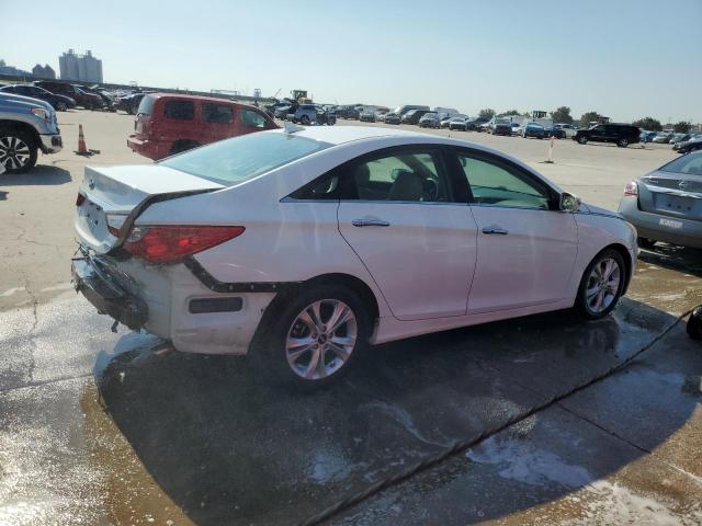 Photo 3 from auction – 2011 HYUNDAI SONATA SE with VIN 5NPEC4AC2BH271676