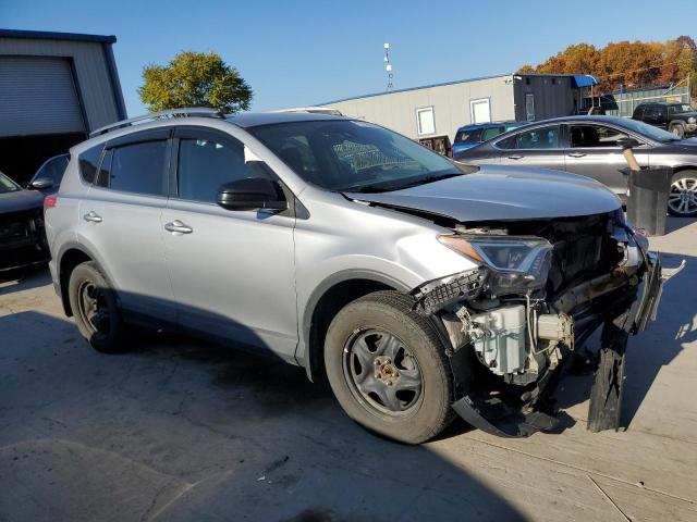 Photo 4 from auction – 2017 TOYOTA RAV4 LE with VIN 2T3BFREV8HW668572