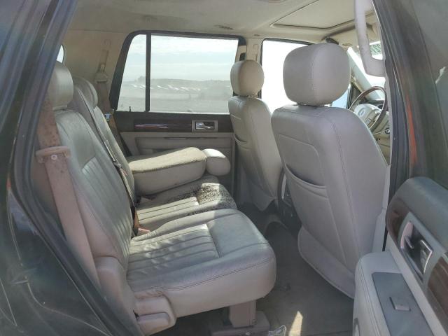 Photo 10 from auction – 2004 LINCOLN NAVIGATOR with VIN 5LMFU27R24LJ25870