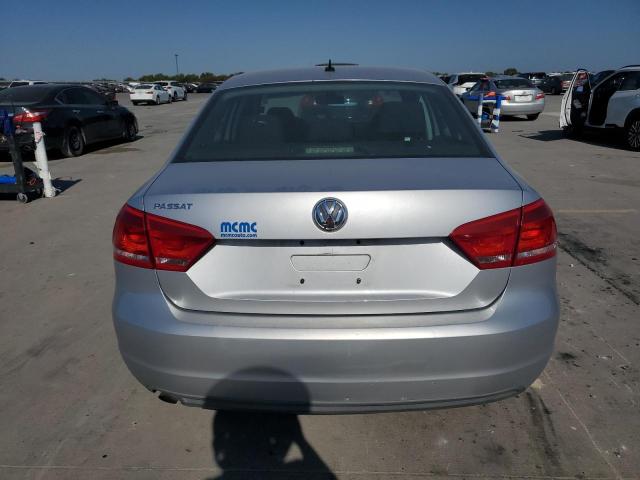 Photo 6 from auction – 2012 VOLKSWAGEN PASSAT S with VIN 1VWAP7A39CC035816